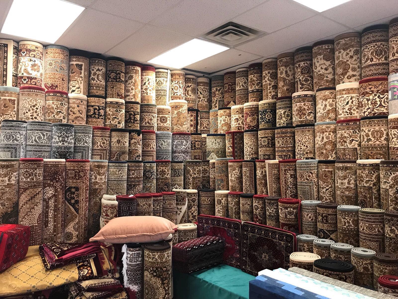 Yasin Area Rugs store interior