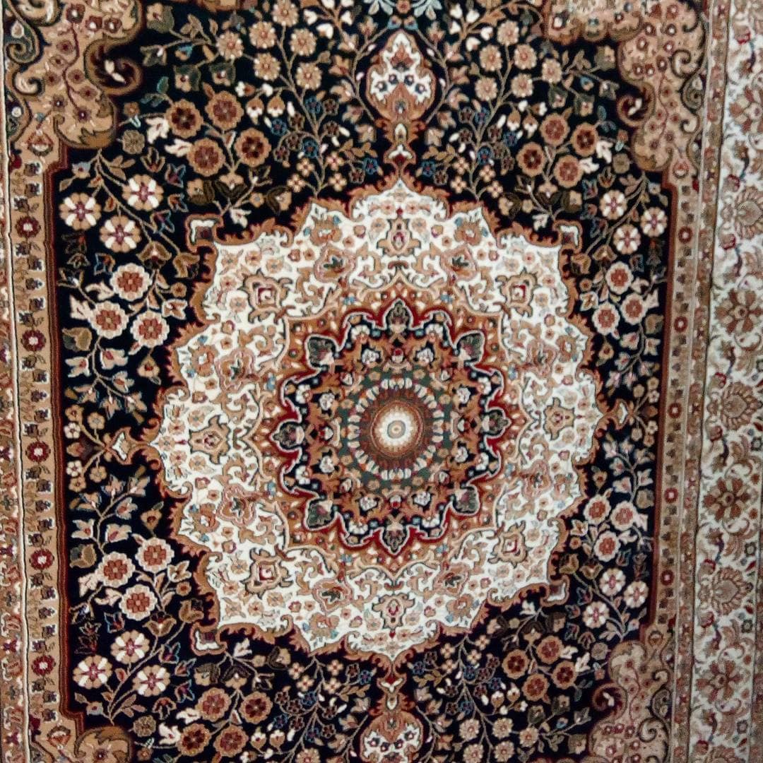 Detailed & Sophisticated Rug